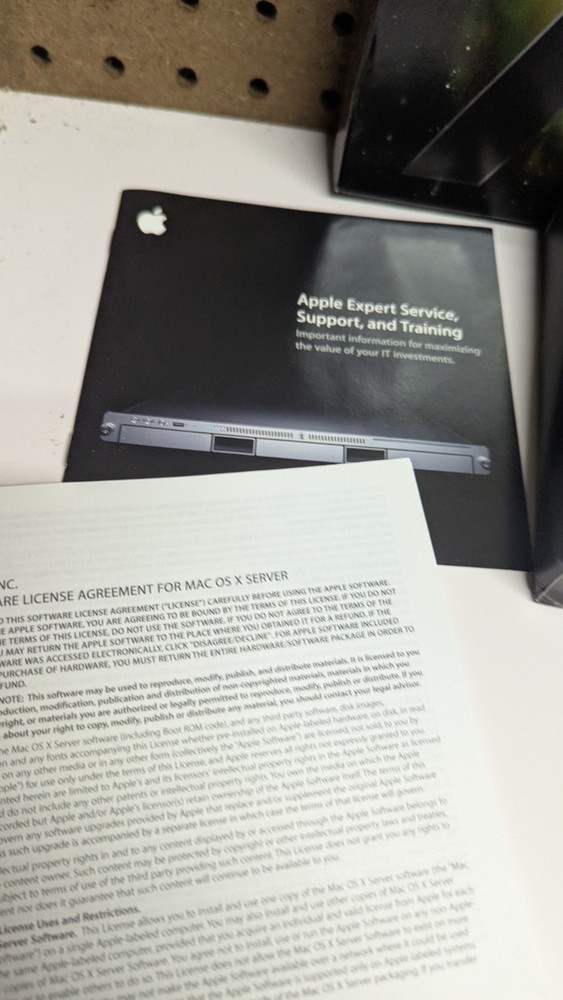 Apple Mac OS X Version 10.5.4 Leopard Server Unlimited Client License & Key