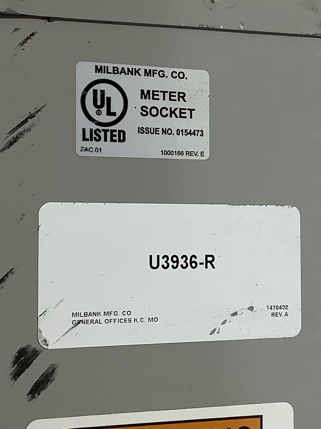 Milbank Meter Base, 320A, 600VAC, Ringless Lever Bypass Meter Socket