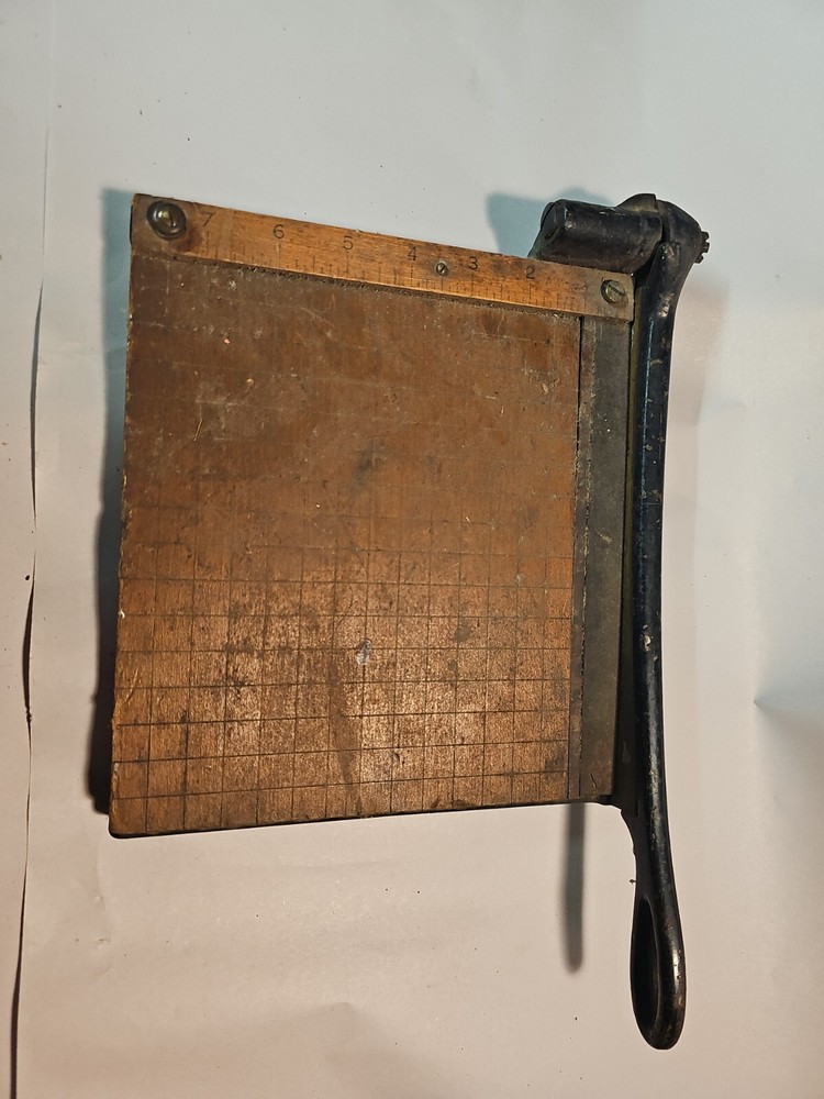 Vintage Ingento No 2 Paper Cutter