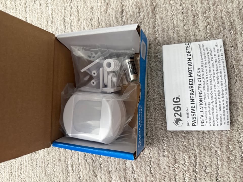 2GIG Edge Complete Smart Security Bundle - Encrypted E-Series Z-Wave Plus