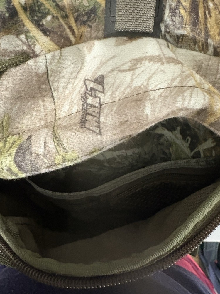 Badlands Hyper Hydro Pack Lightweight Day Pack