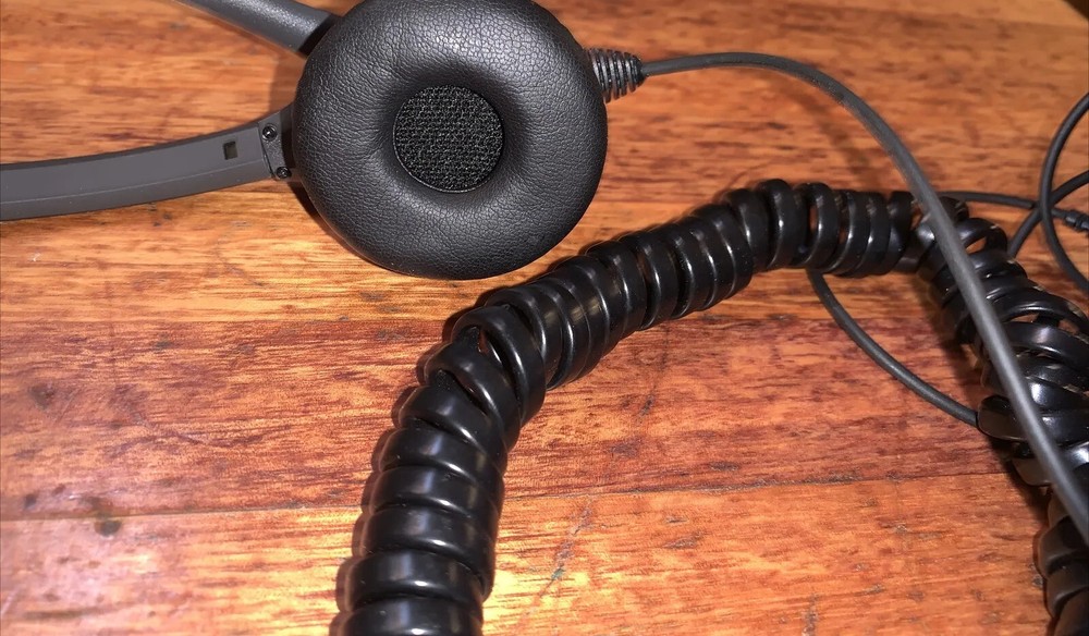 starkey earborne headset professional grade