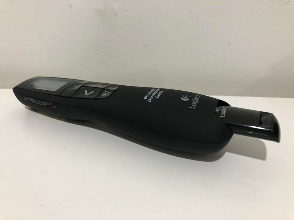 Logitech Wireless R800 Laser & Presentation Remote Control - Black