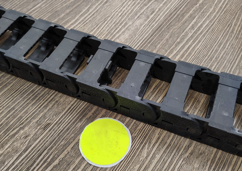 NYLATRIC PLASTIC CABLE CARRIER W/BRACKET KL SERIES 2-3/4" WIDTH 44" LONG