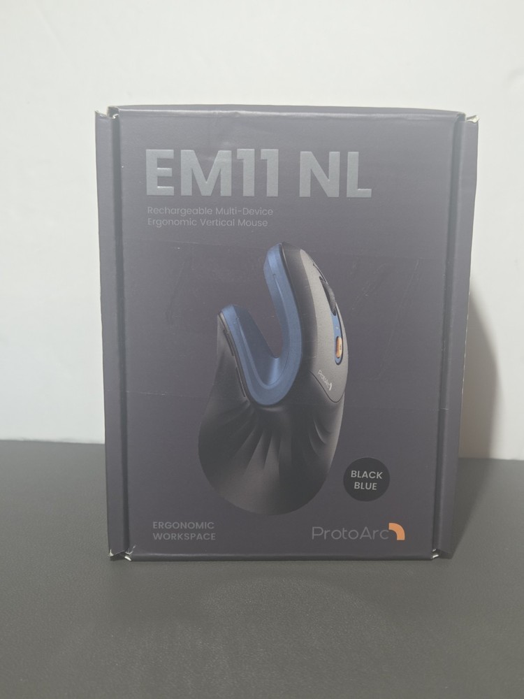 ProtoArc EM11 NL Ergonomic Vertical Mouse Wireless Bluetooth USB-C Rechargeable