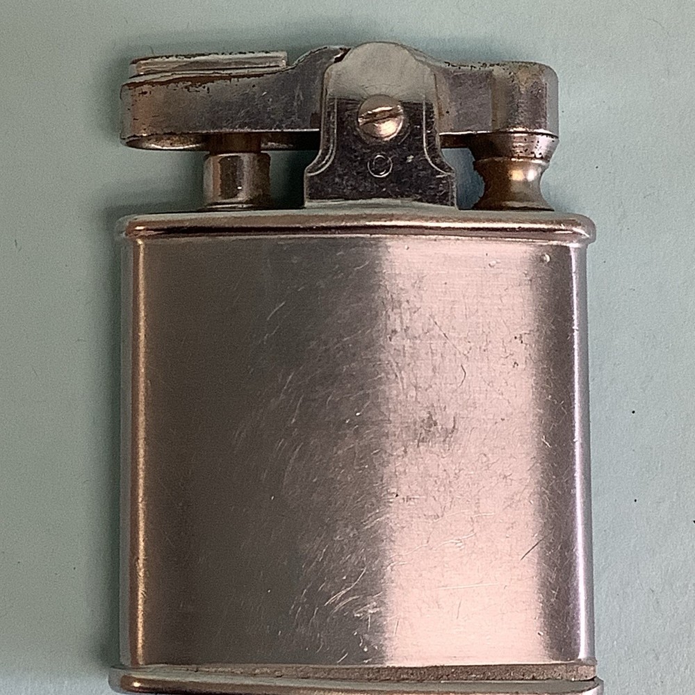 Ronson “Princess” Cigarette Lighter Chrome