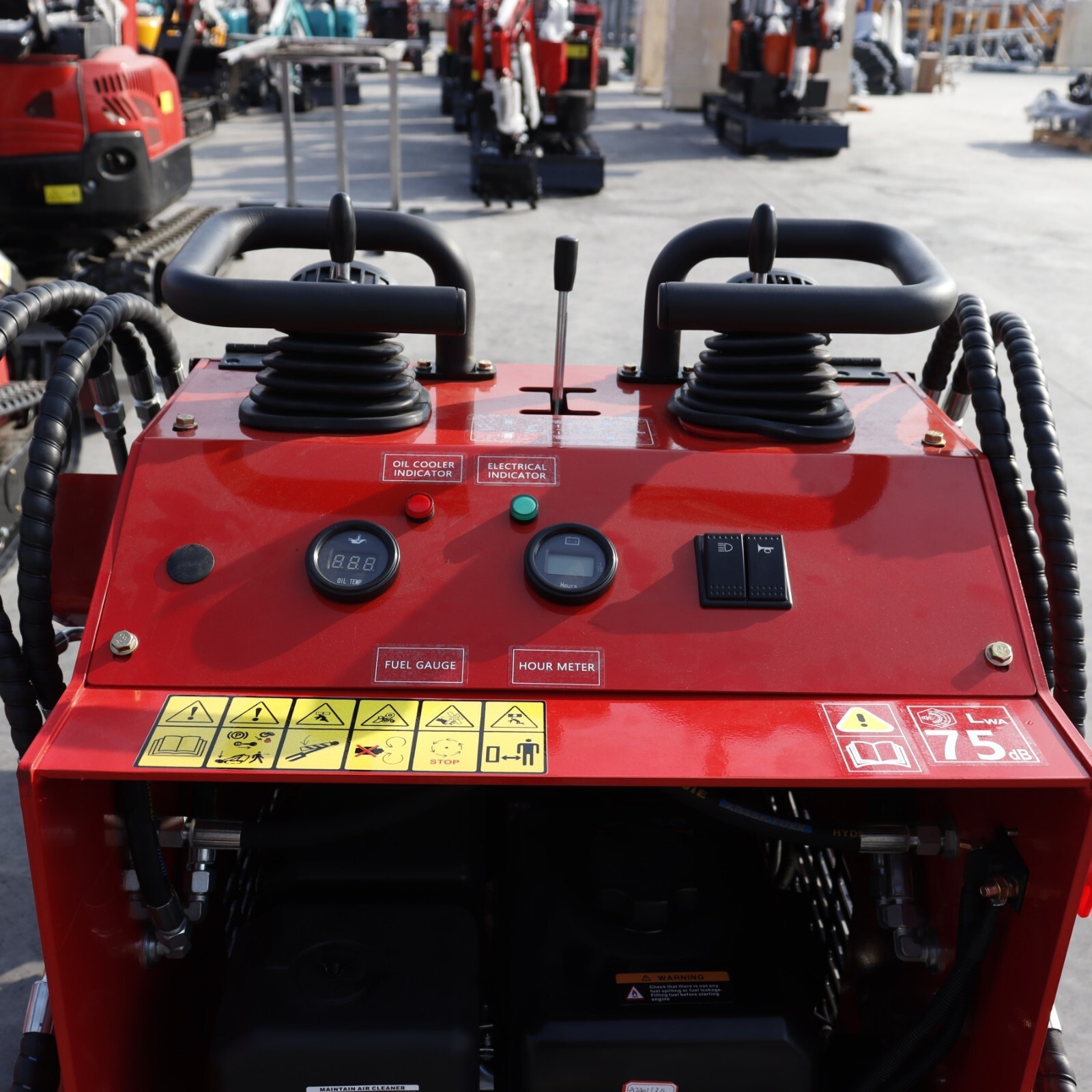 13.5HP Hydraulic Mini Skid Steer Loader Stand-On Track Garden