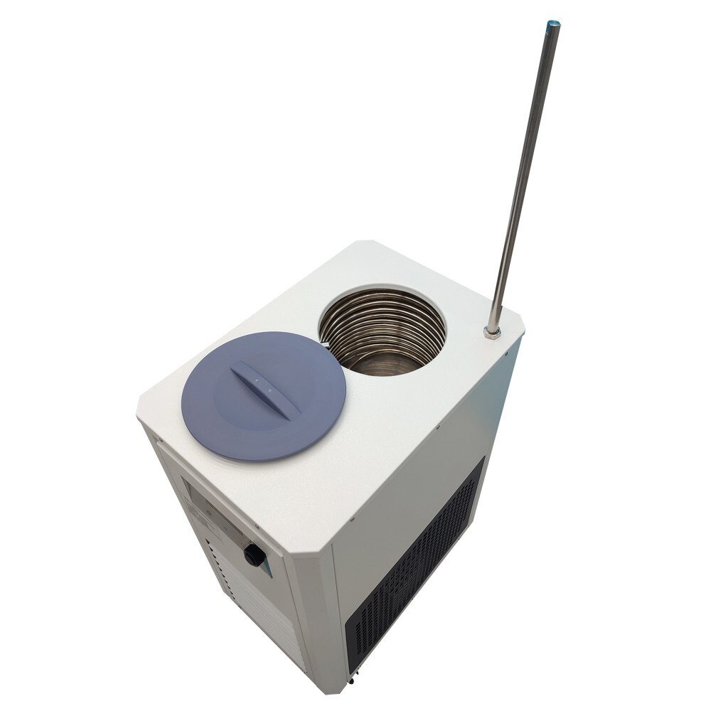 5L Laboratory Chiller Circulator, -30℃ Low Temp Cooling Circulator Pump Machine