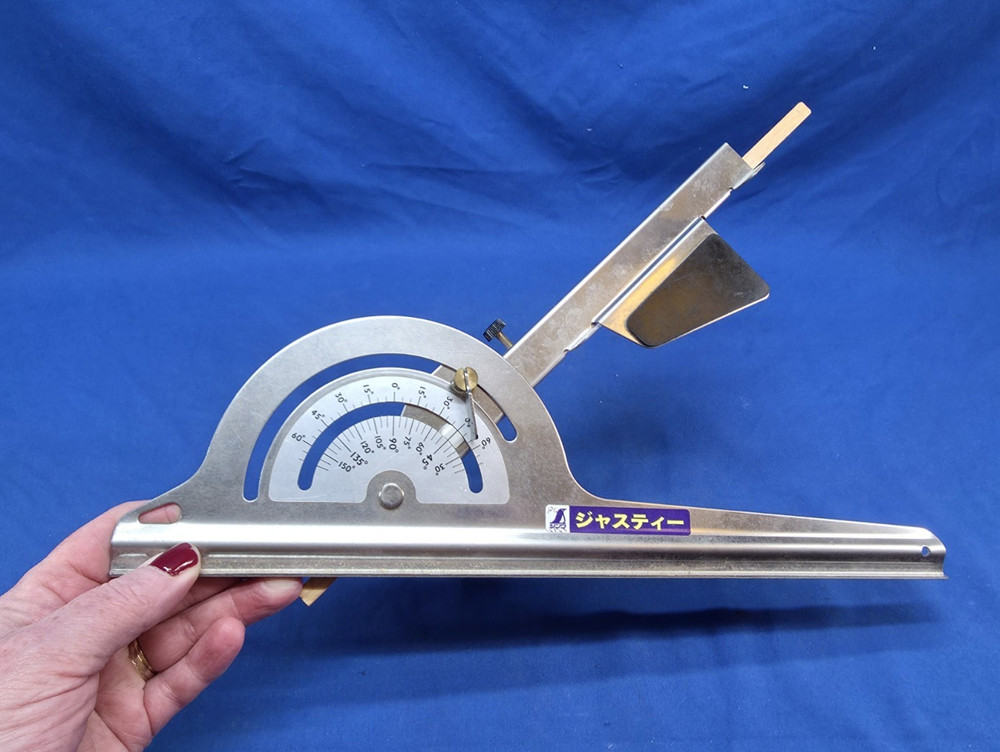 Shinwa Adjustable Bevel Circular Saw Guide