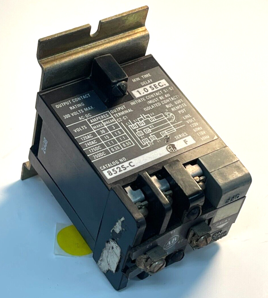 ALLEN-BRADLEY SOLID STATE 852S-C TIMING MODULE 300 VOLTS MAX. AC-DC
