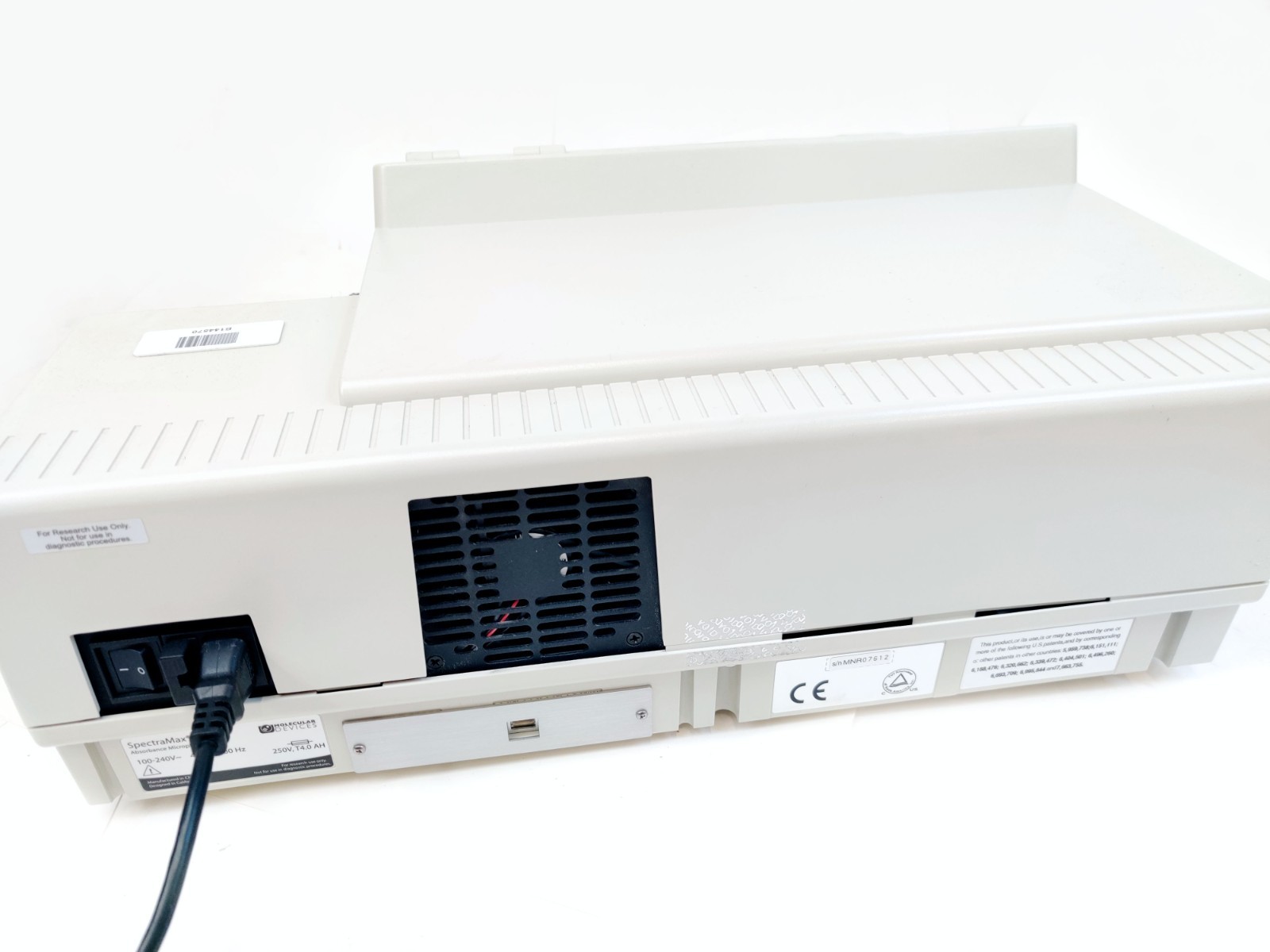 Molecular Devices SpectraMAX Plus 384 Microplate Reader Spectrophotometer