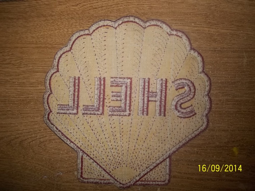 SHELL OIL PATCH, 8", VERY RARE, Near mint shape!