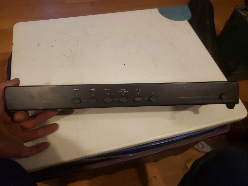 MONOPRICE 6 CHANNEL SPEAKER SELECTOR MS-6