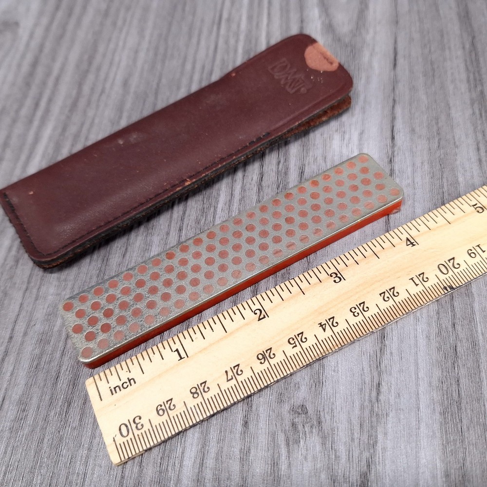 DMT Knife Sharpener With Leather Case PAT-3860400