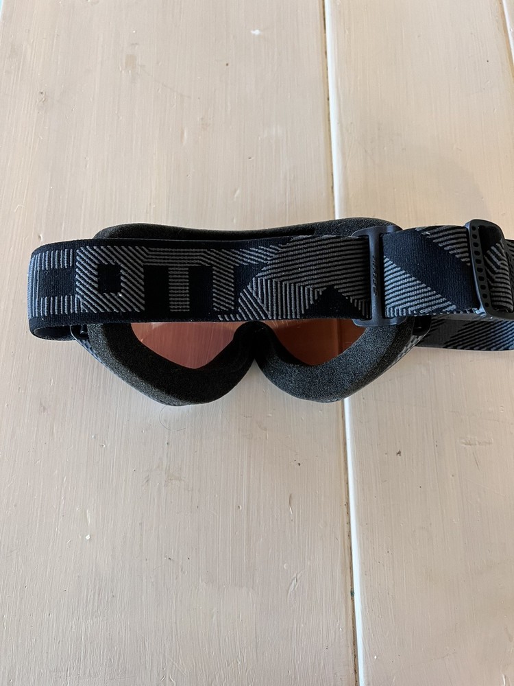 Scott Black Grey Ski / Snowboard Goggles (READ)