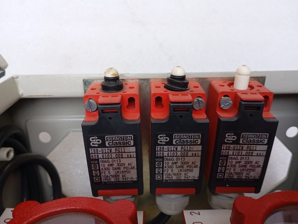 VIKING LIFE SAVING EQUIPMENT CO2 LODUNARBOX