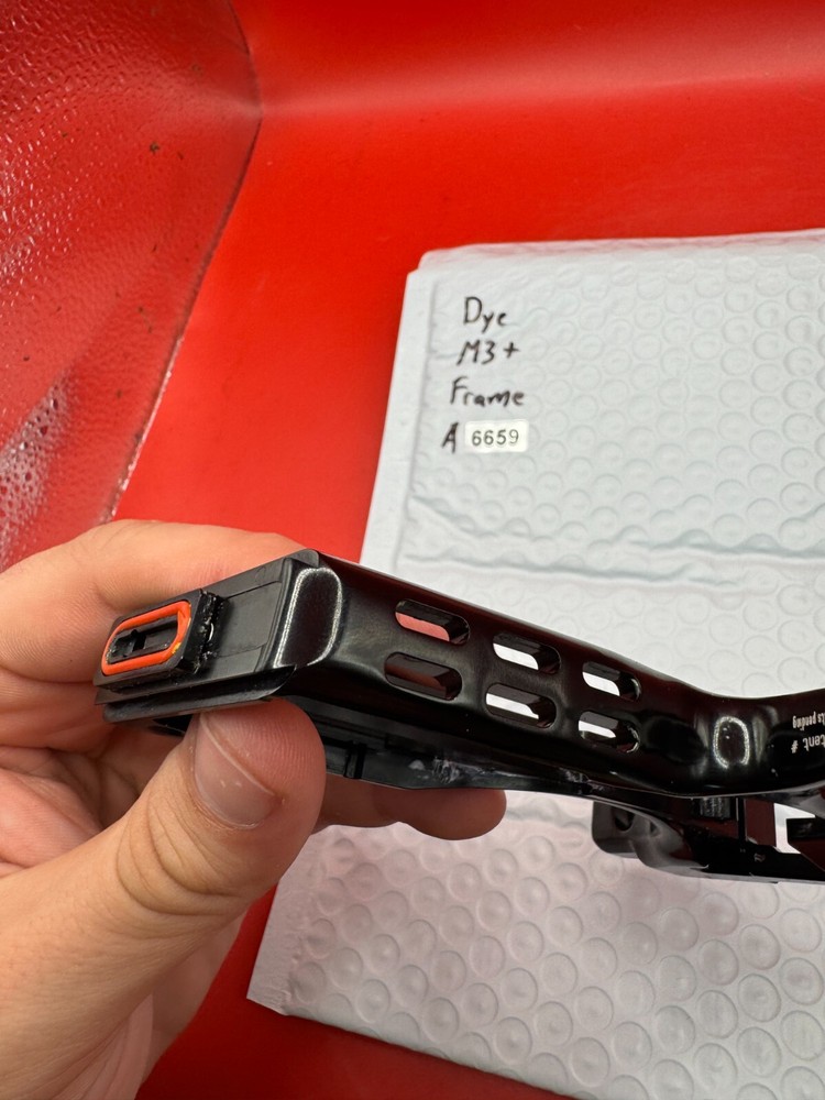 Dye M3+ Frame