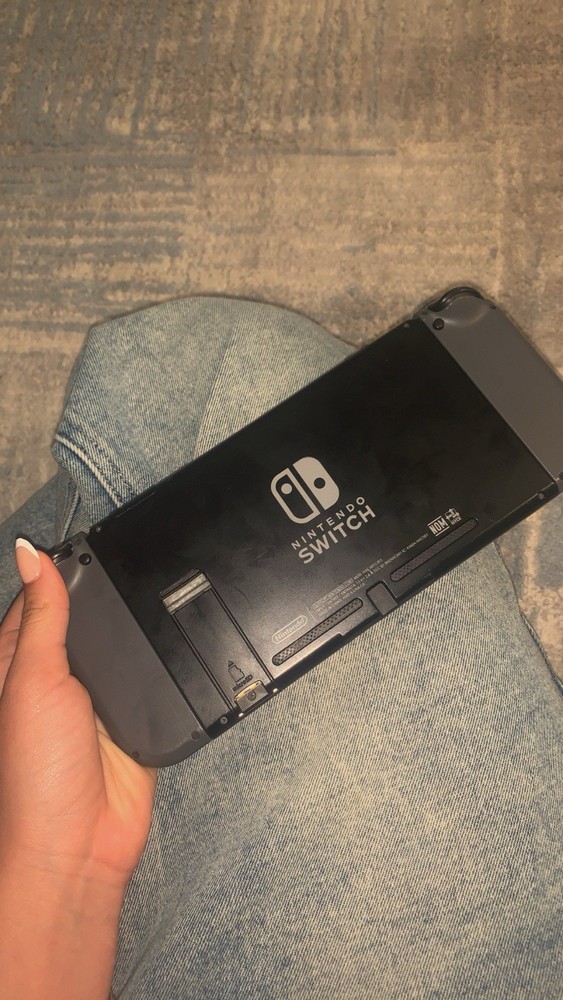 Nintendo Switch Console Bundle Super Mario Bros. U Deluxe Joy-Con Dock Grip Case