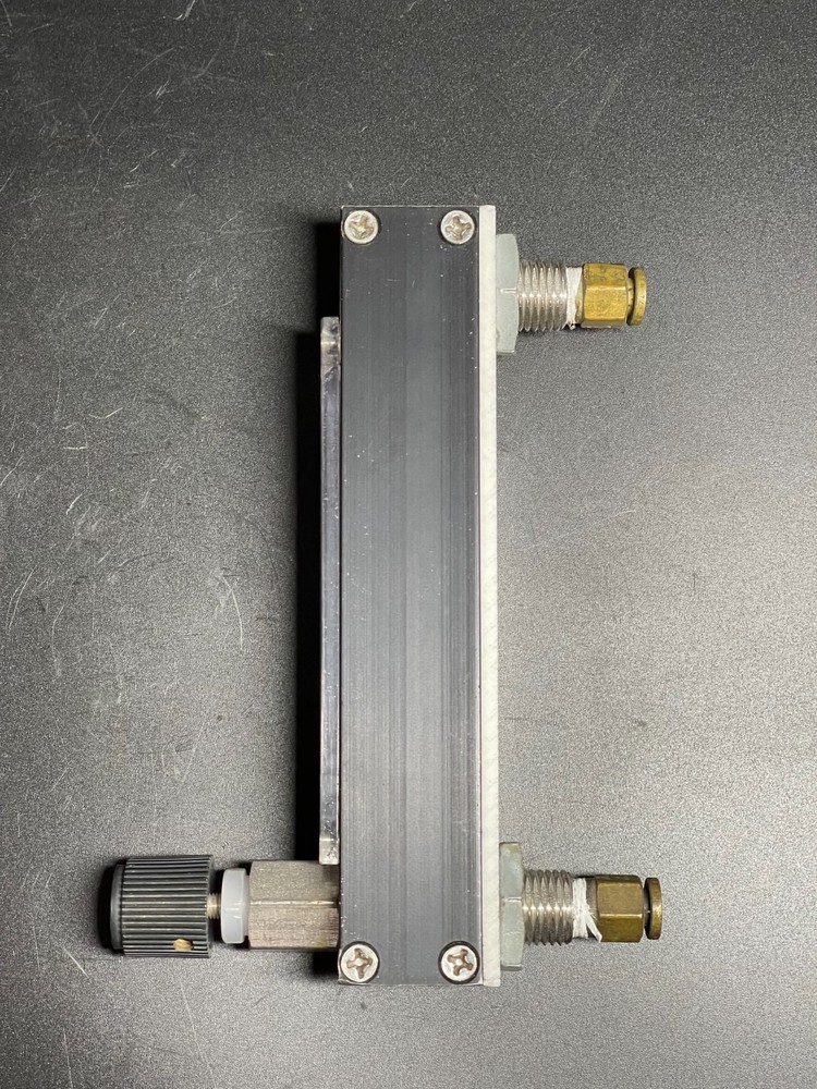 Dwyer VA12414 Variable Area Flow Meter 1/4" Range Air Gas Flow Indicator