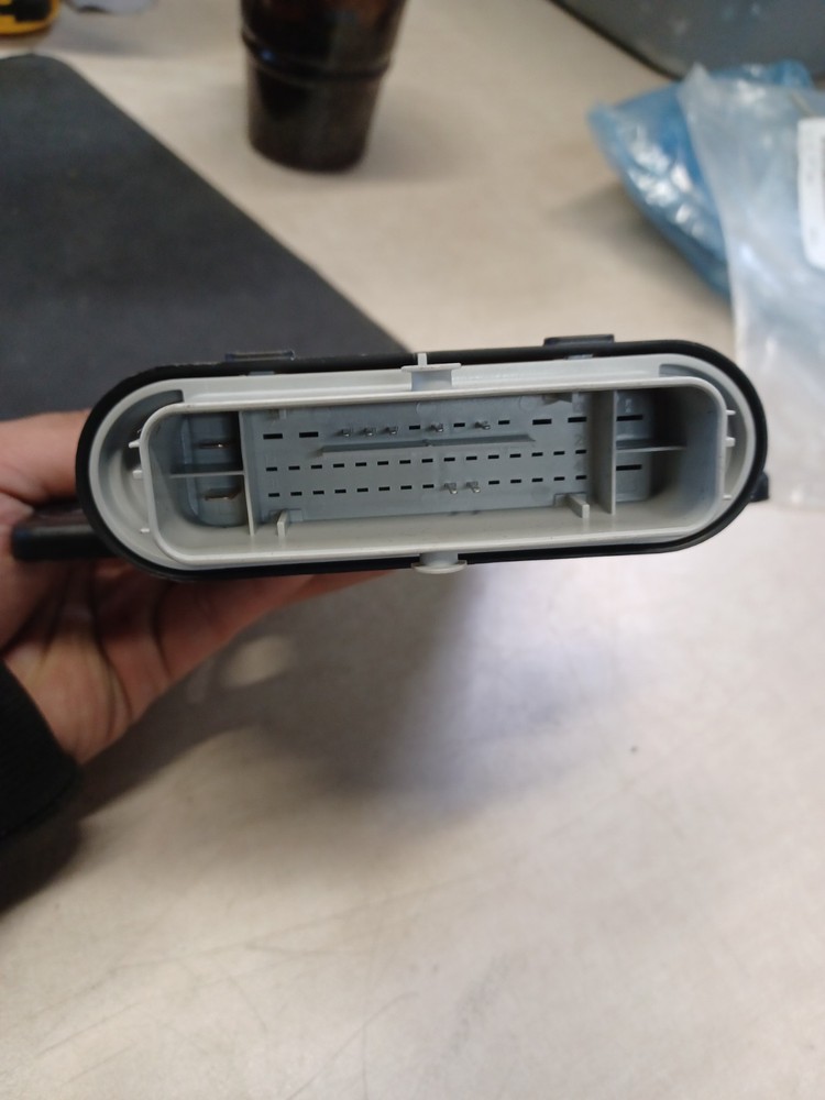 Trailer Brake & Towing Control Module - Mopar (68602158AH)