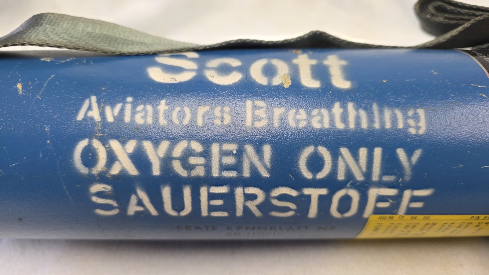 PORTABLE OXYGEN UNIT P/N: 5600-2C3A-E20B and SCOTT Regulator Mod: 6379-2