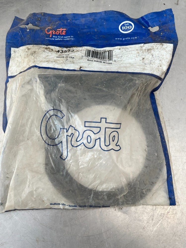 43572 Genuine GROTE Light BRACKET