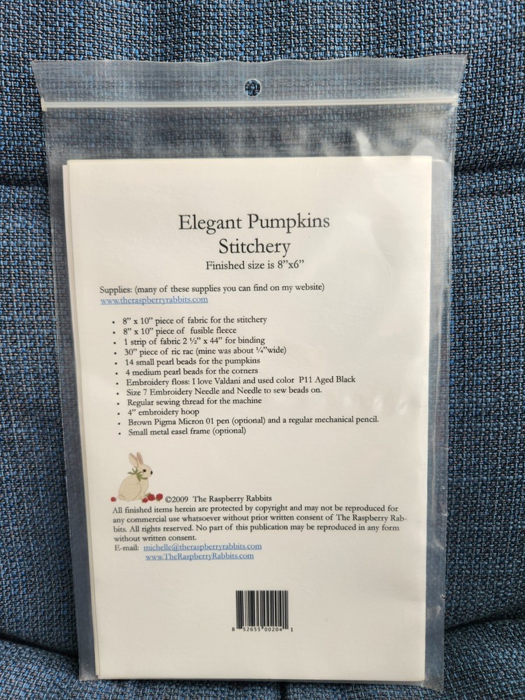 Elegant Pumpkins The Raspberry Rabbits Stitchery Pattern NEW 8" x 6"