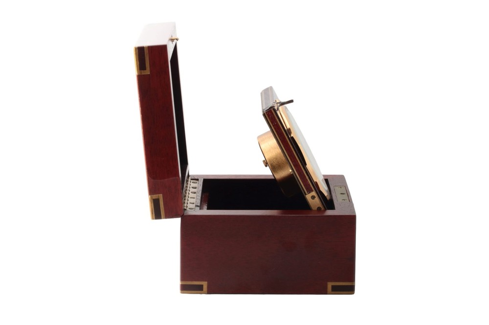 Vintage Corum Admirals Cup Nautical Desk Table Clock