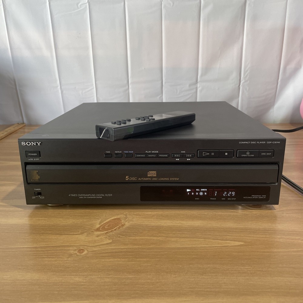 Sony 5 Disc CD Changer Model CDP-C301M With  Remote