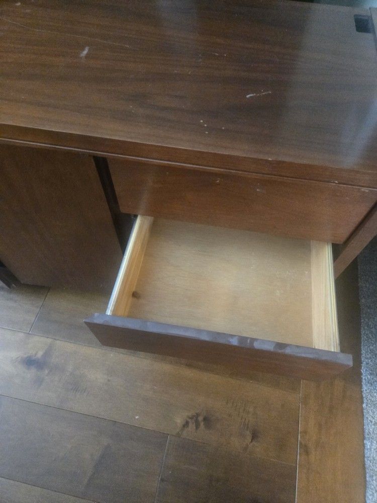 Mid Century Modern Credenza/Sideboard/Buffet