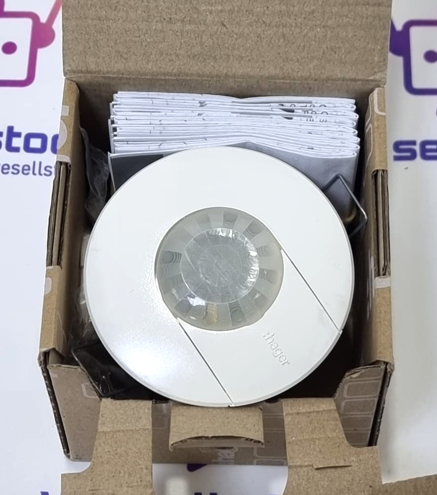 HAGER EE815 Presence Detector