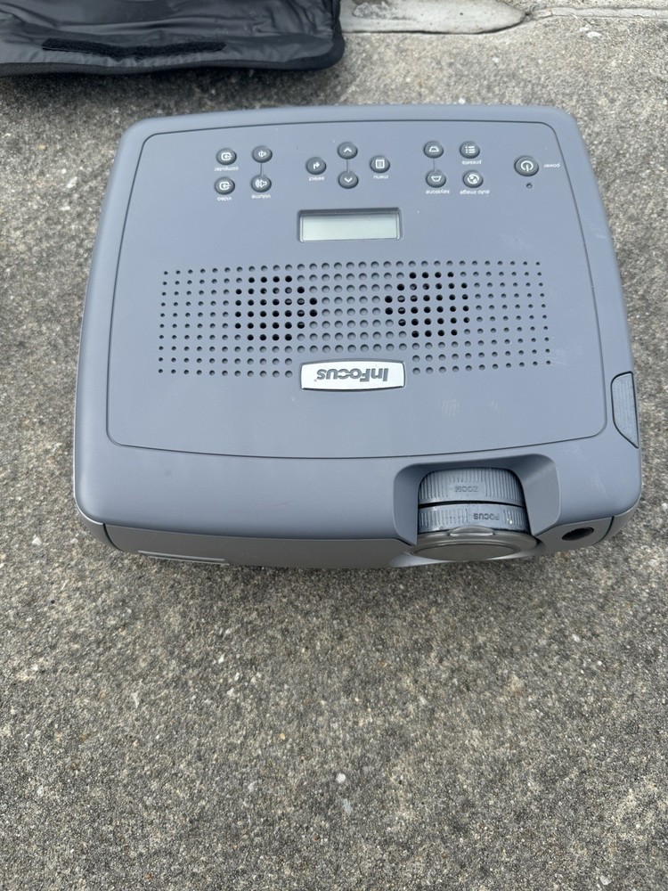 VTG InFocus LP640 Projector (TESTED)