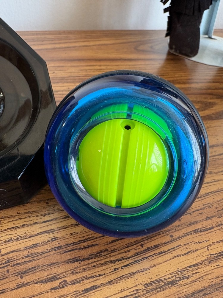 Dynaflex Docking Station withBlue Powerball Strengthening System