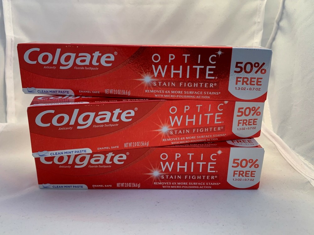 3 Colgate Optic White Stain Fighter Clean Mint Toothpaste, 2.0oz