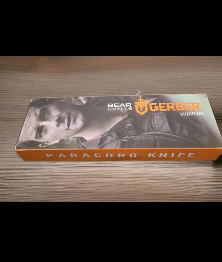 Gerber Bear Grylls Green Paracord Knife & Desert Sheath Full Tang Fixed Blade