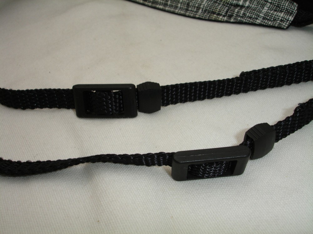 CRAFTY STACY Quick release camera NECK STRAP with pocket