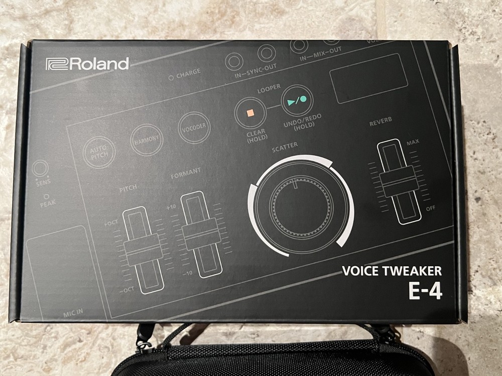 Roland AIRA Compact E-4 Voice Tweaker - MINT - FREE Shipping, Case, Knobs, & Mic