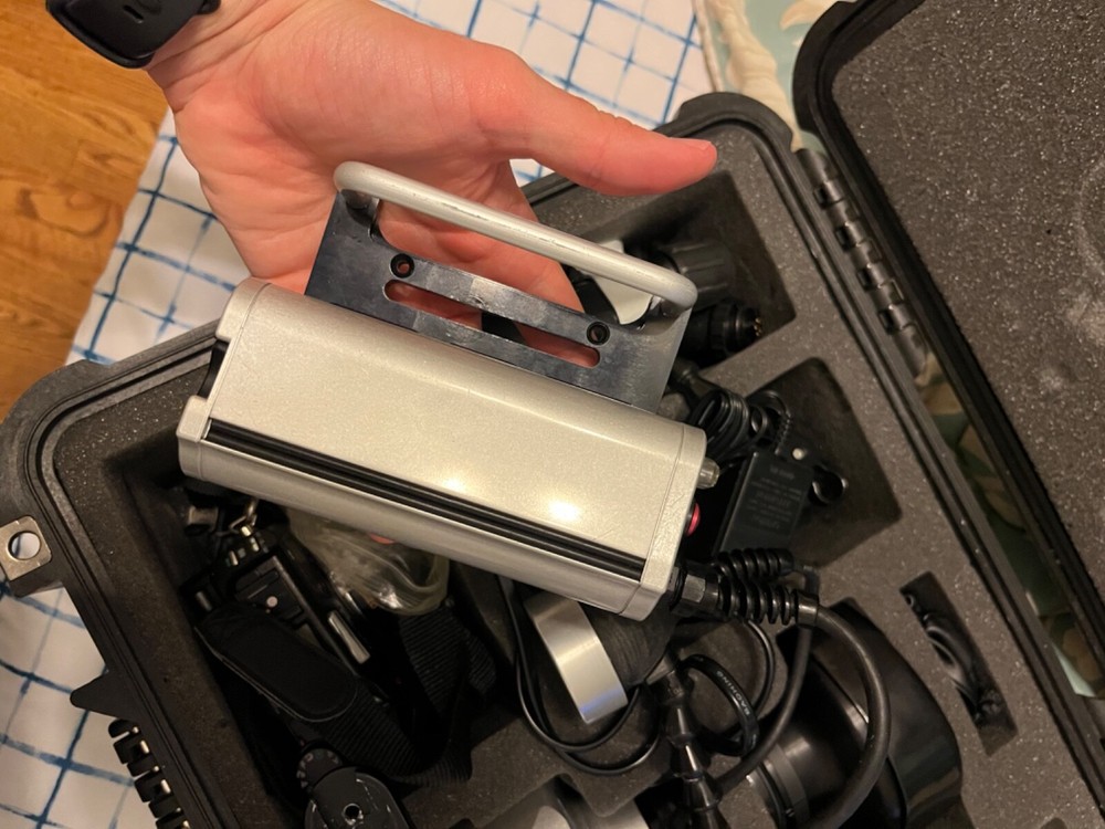 light and motion dive light, light and motion camera case