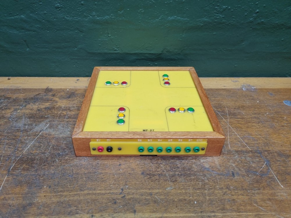 ELECTRICAL VINTAGE DISPLAY TEST TALKING PIECE EX COLLEGE