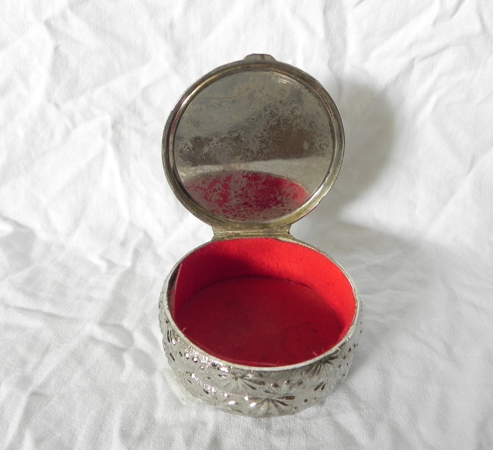 FB Rogers JEWELRY TRINKET BOX Silver Plate With Red Felt Lining