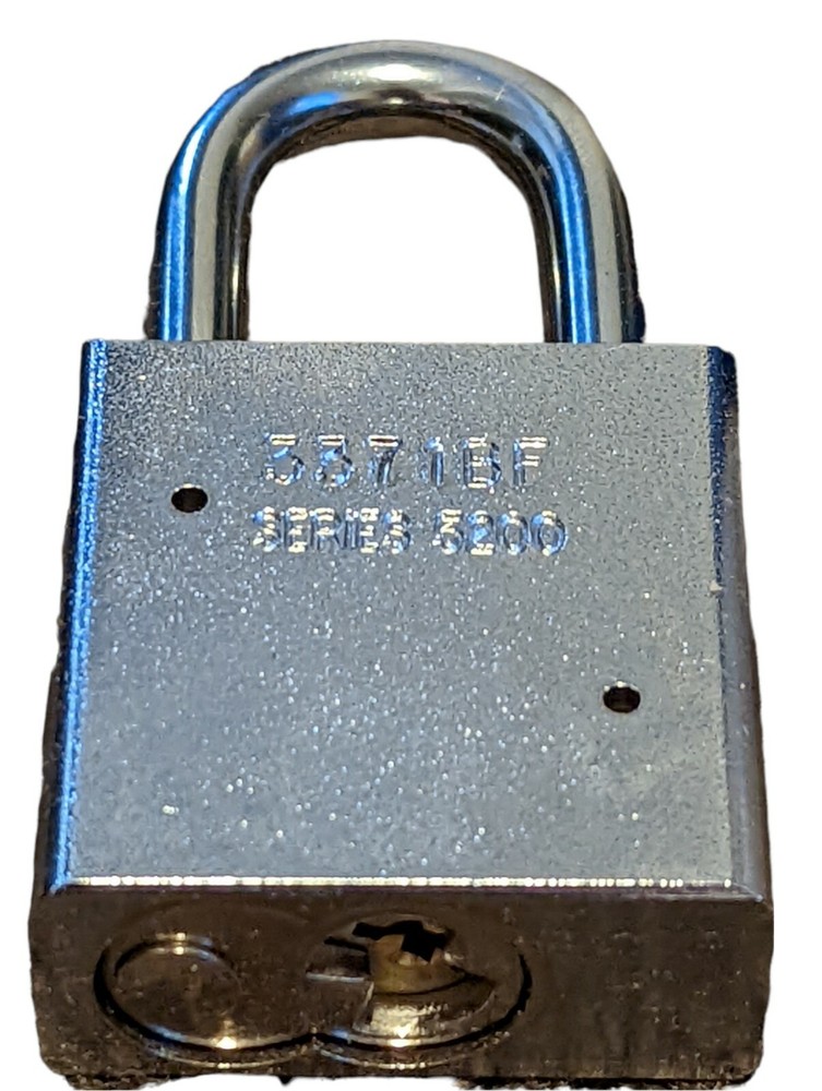 American Lock A6200KA Solid Steel Rectangular Padlock w/ 2 Keys