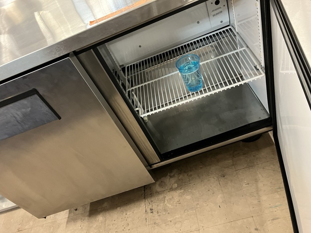 TRUE 2 Door Worktop Freezer With Backsplash