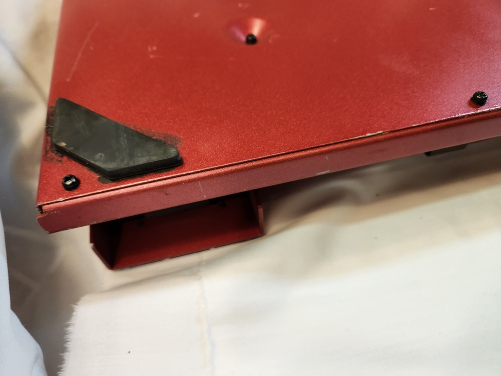 Red BOSS Bass Effects Processor GT-6B Guitar Multi-Effects Processor