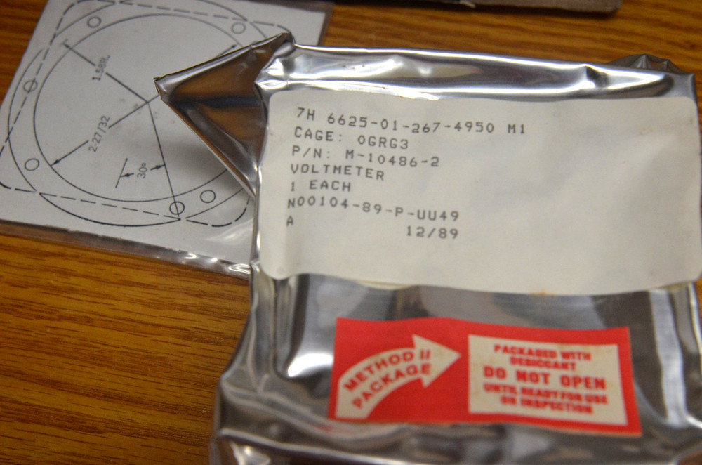 Simpson Voltmeter M-10486-2 0-80 (G-B)