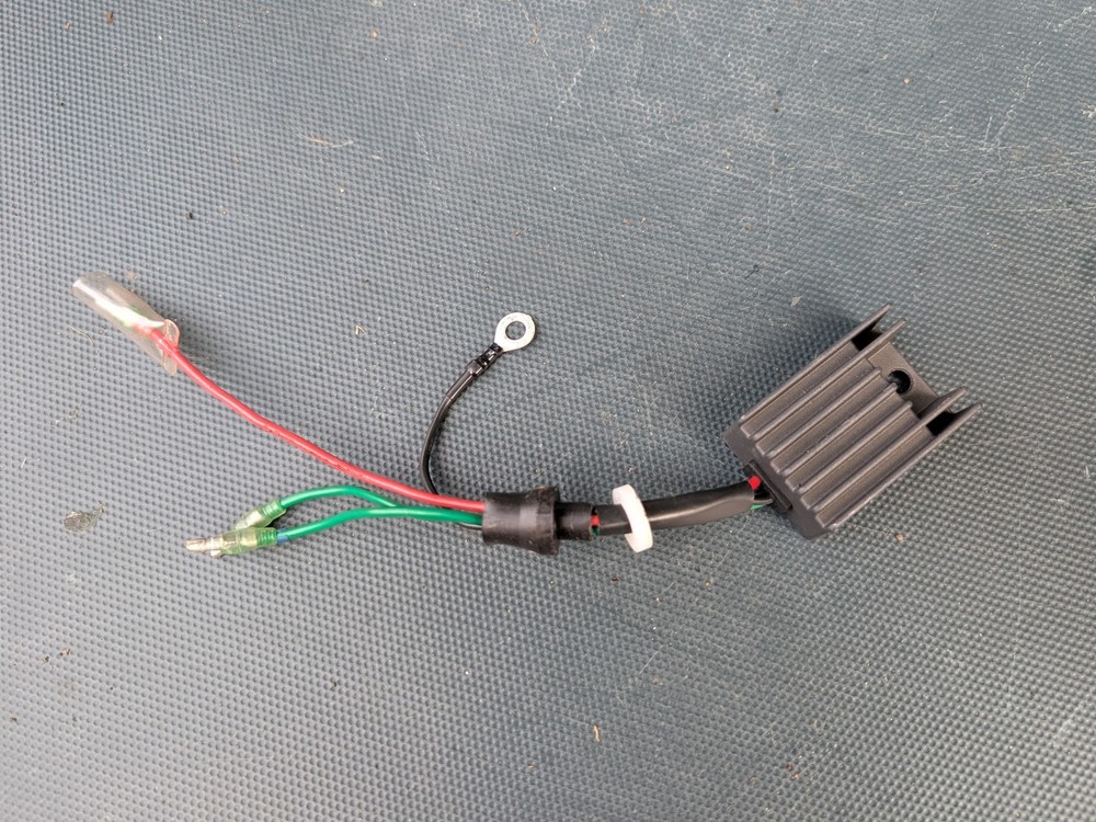 Yamaha waverunner outboard Voltage rectifier regulator (SH643A12)