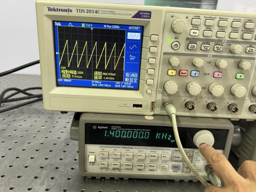 Agilent 33120A Function/Arbitrary Waveform Generator Tested Output AS-IS