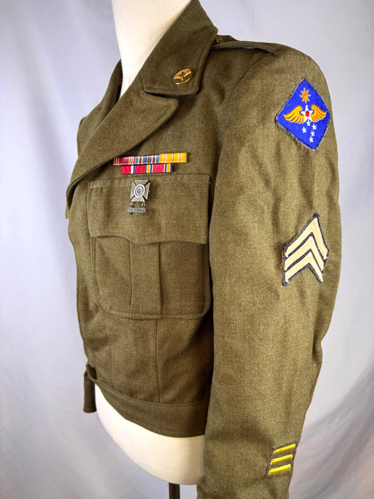 WWII USAAF – AIRWAYS COMMUNICATIONS SYSTEM GROUPING – UNIFORM, MEDALS & DOCS