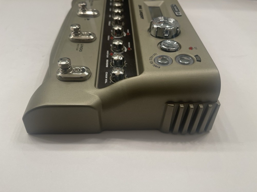 Line 6 JM4 Looper Loop Sampler Guitar Effect Pedal + Power Supply