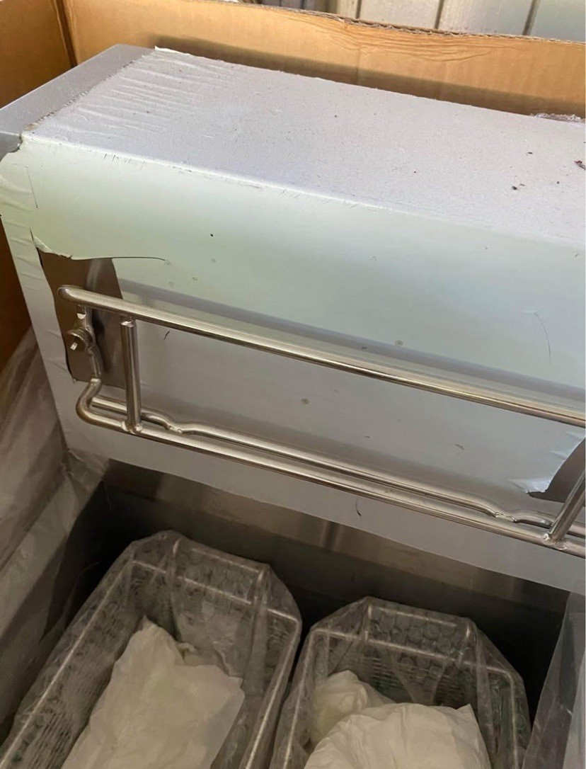 Dean SR142G Electric Floor Fryer - 2 Pots