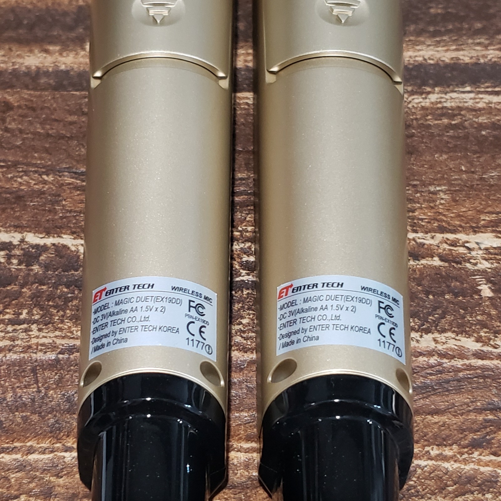 Diamond Magic Sing ET19KV Karaoke Lot Microphones Box EUC